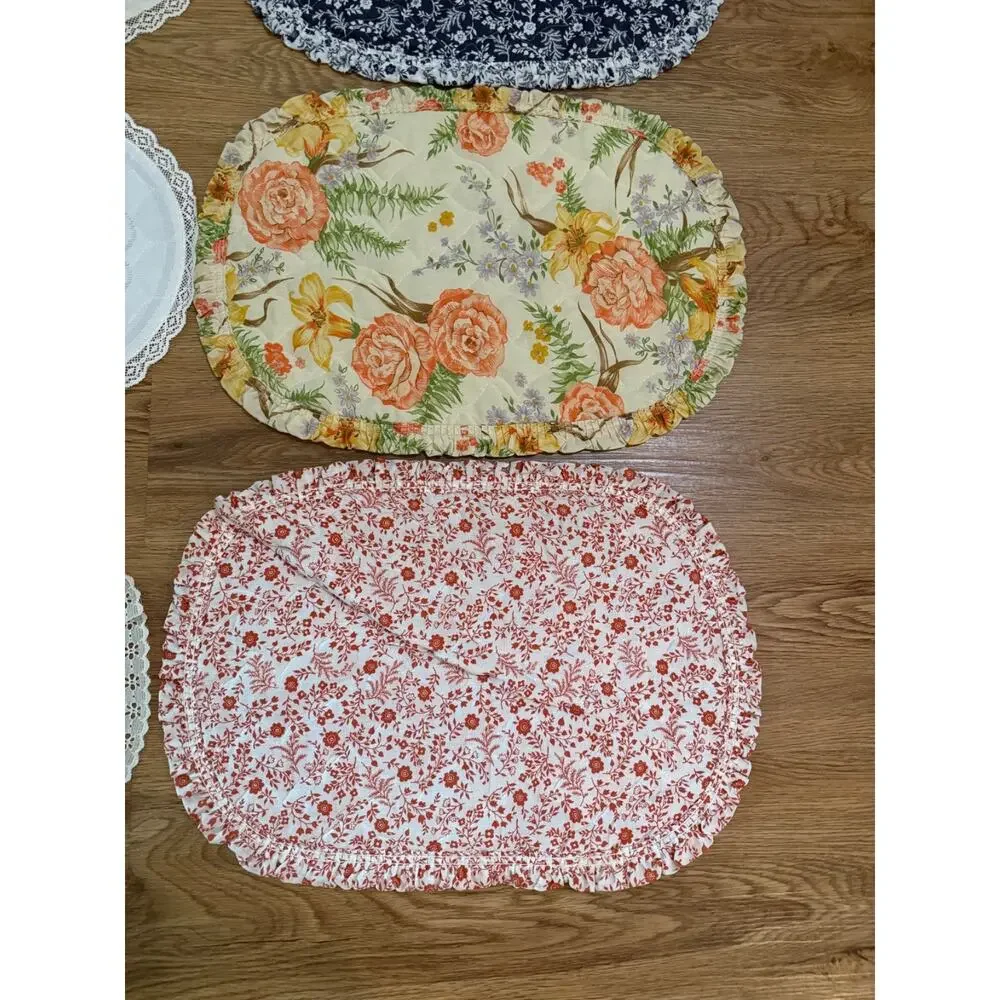 Lot of 8 Vintage Quilted Oval Table Placemats Doilies Lace Floral Cottage